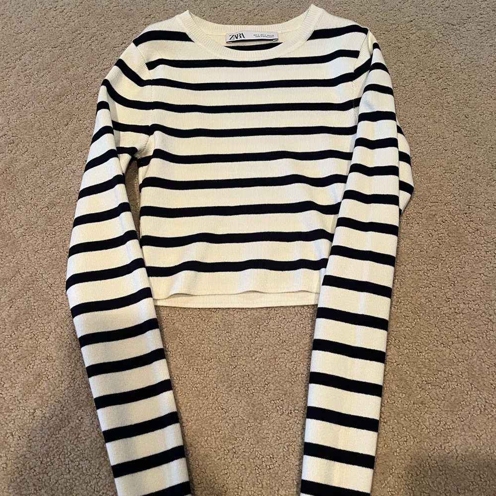 Zara Black and White Striped Long Sleeve Top